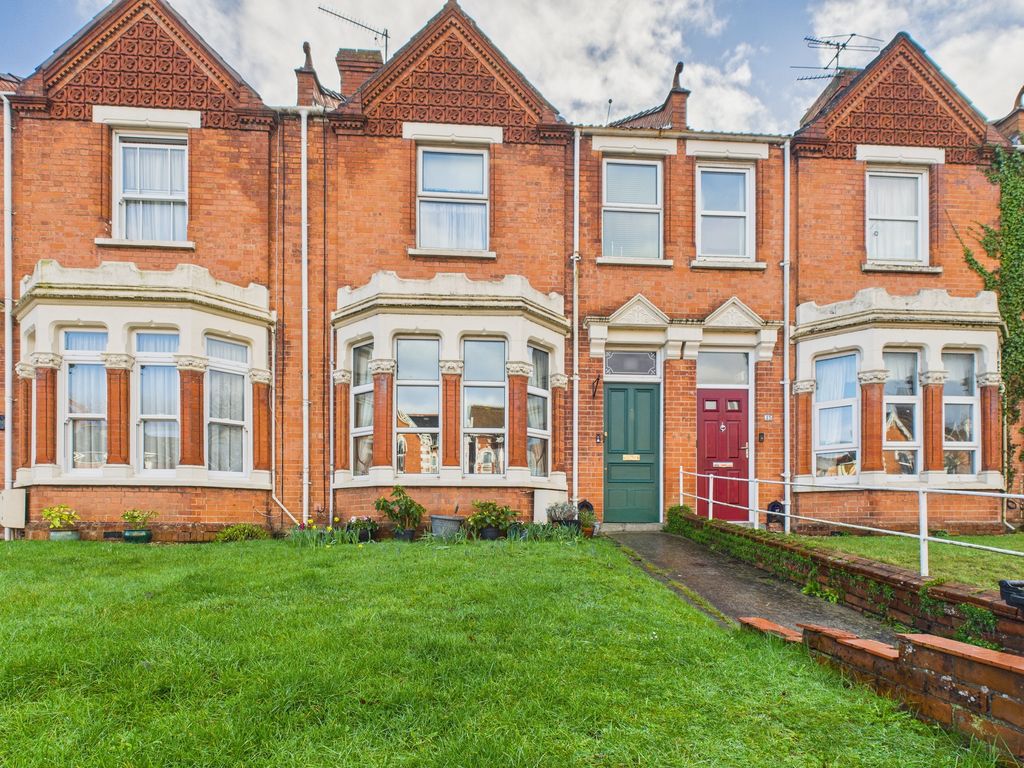 Property photo 1 of 17