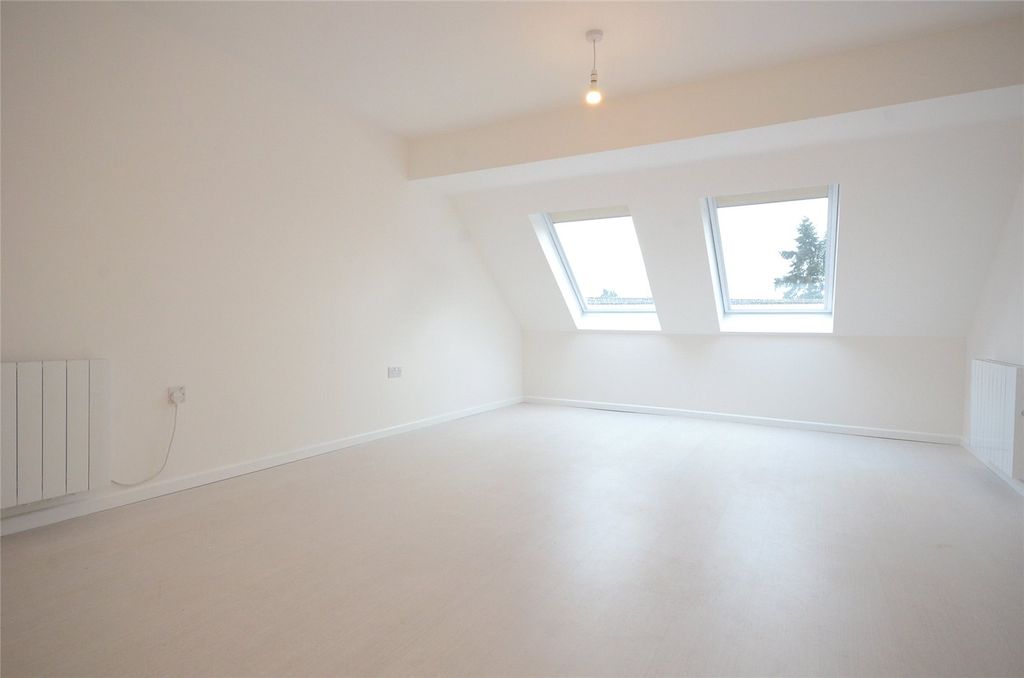 Property photo 3 of 7 Picture No. 06