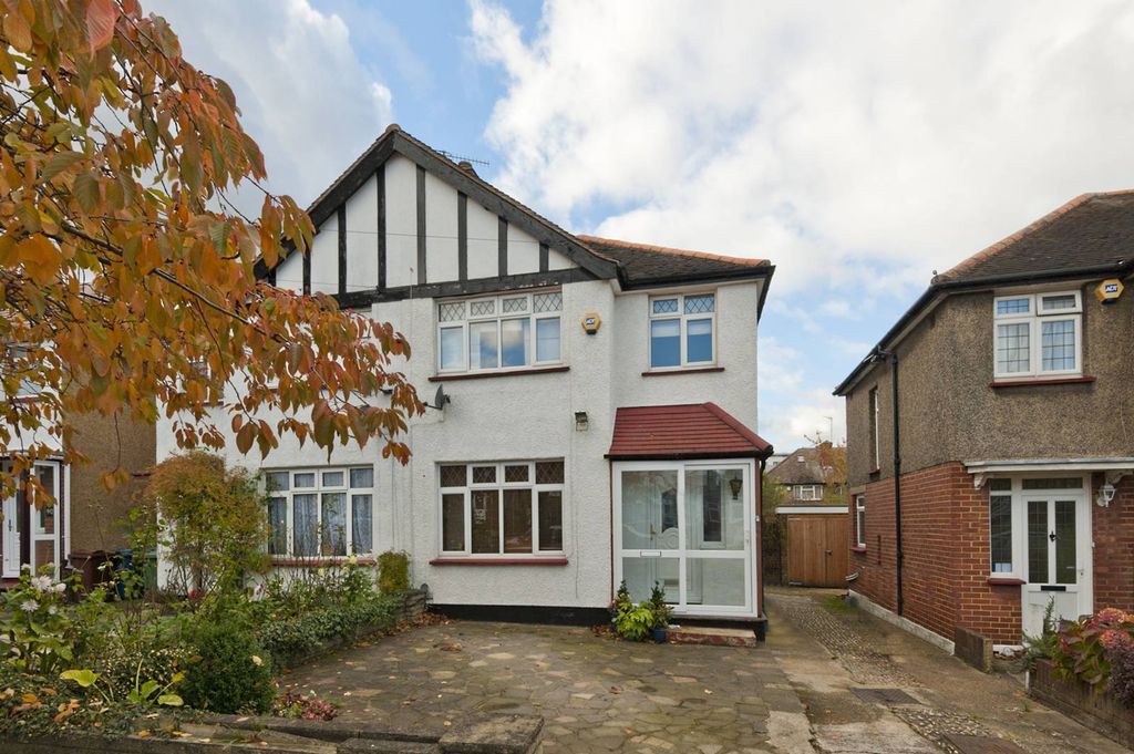 Property photo 2 of 10