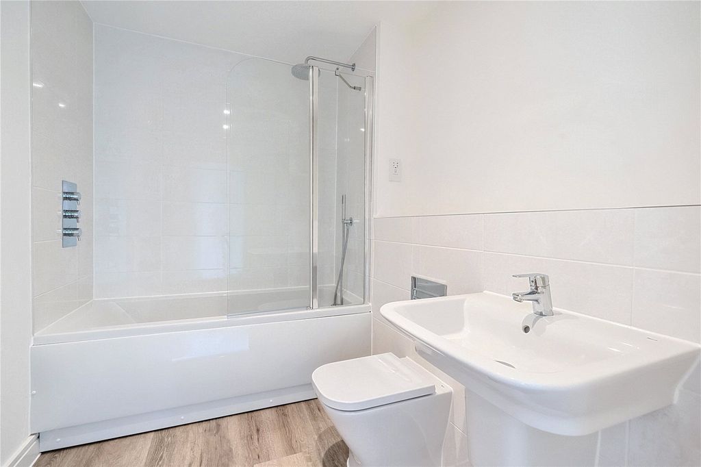 Property photo 3 of 7 Picture No. 20