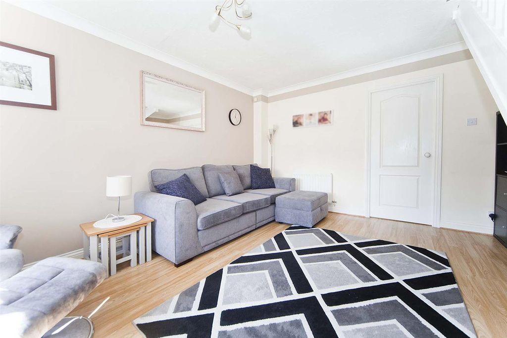 Property photo 3 of 15