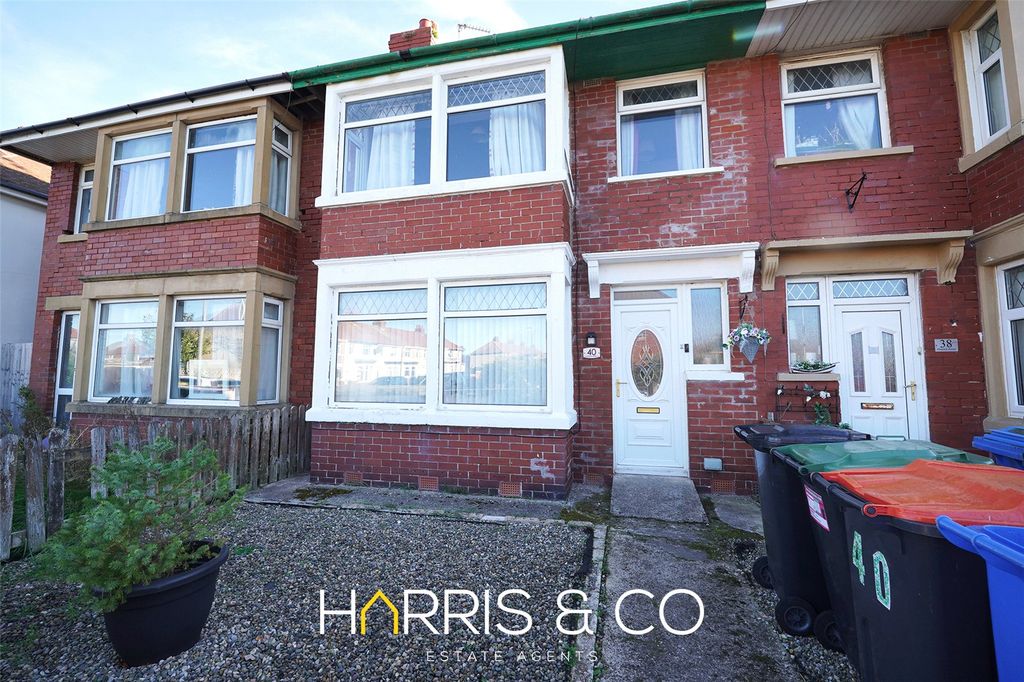 Property photo 1 of 15 Picture No. 03