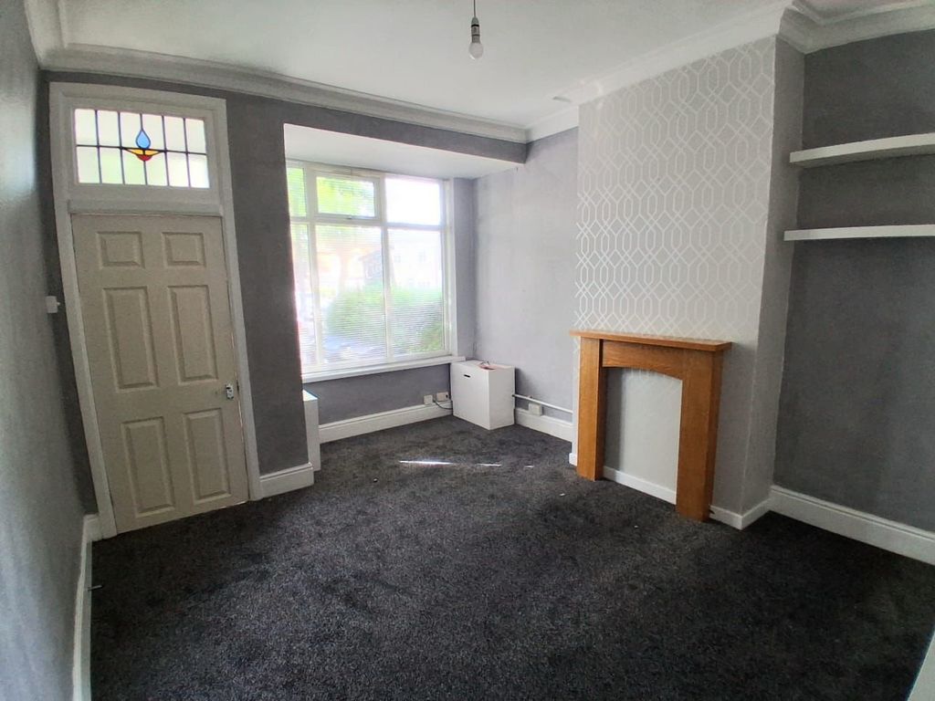 Property photo 2 of 9 Picture No. 13