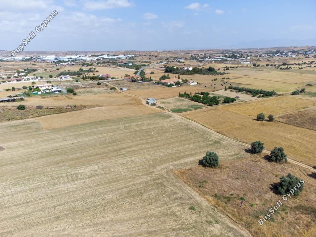 Property photo 3 of 9