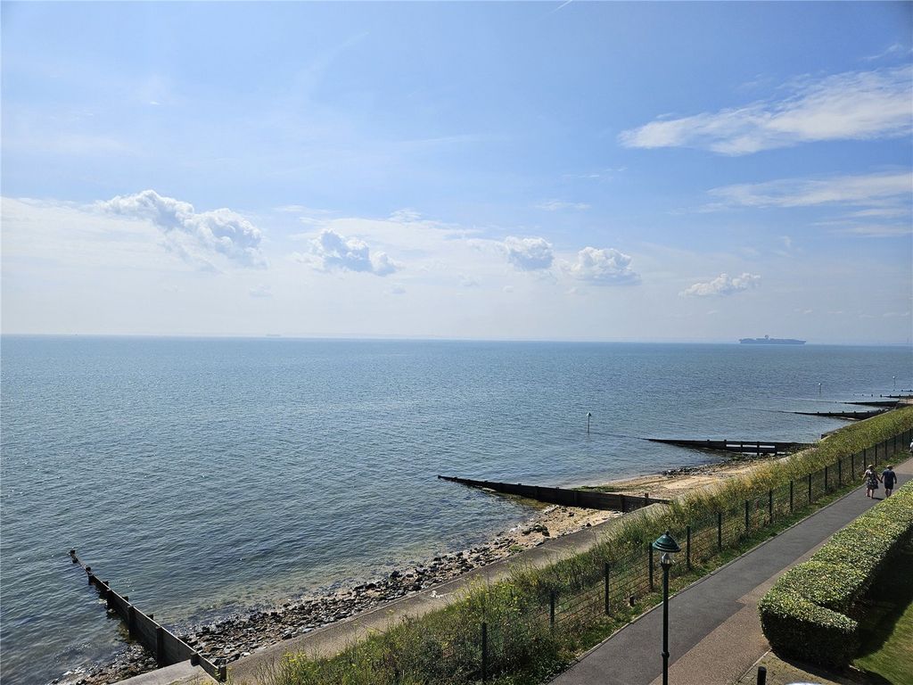 Property photo 1 of 21 Sea Views