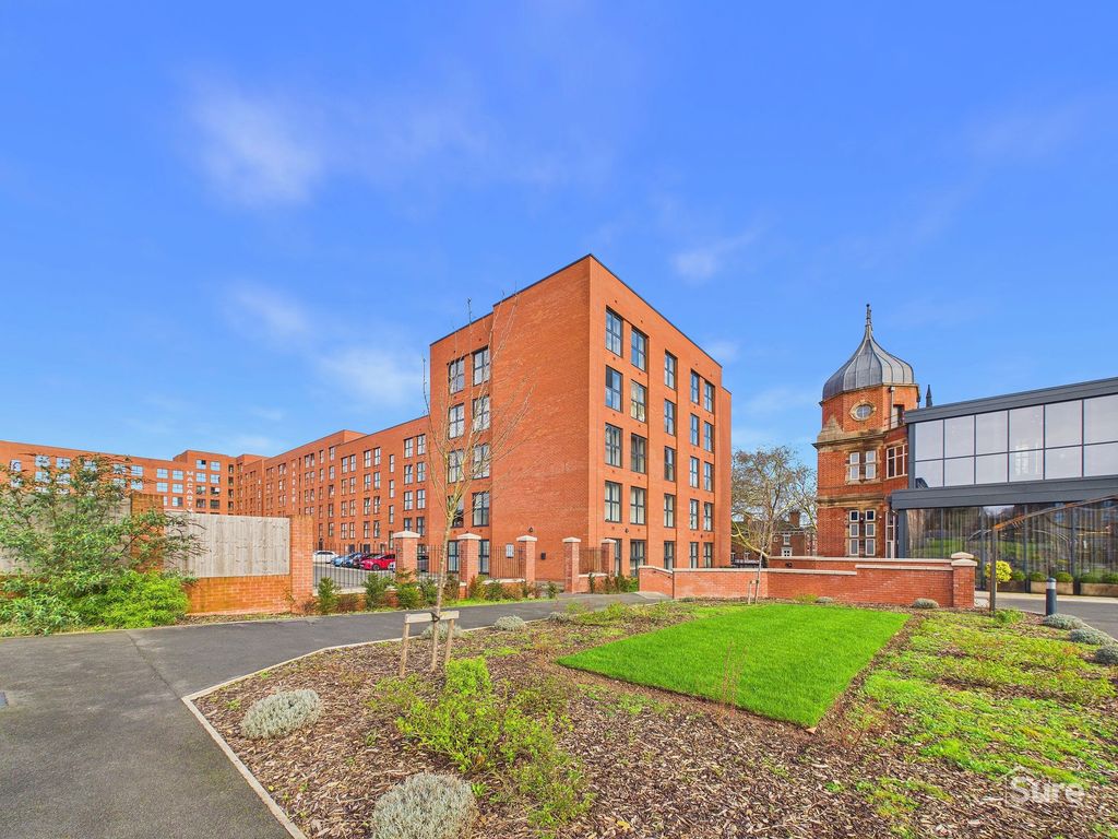 Property photo 2 of 20