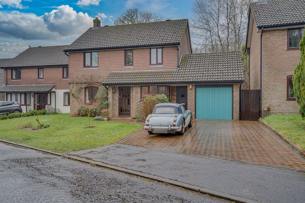 Property photo 1 of 16