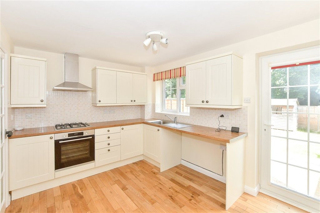 Property photo 3 of 8 Kitchen/Diner