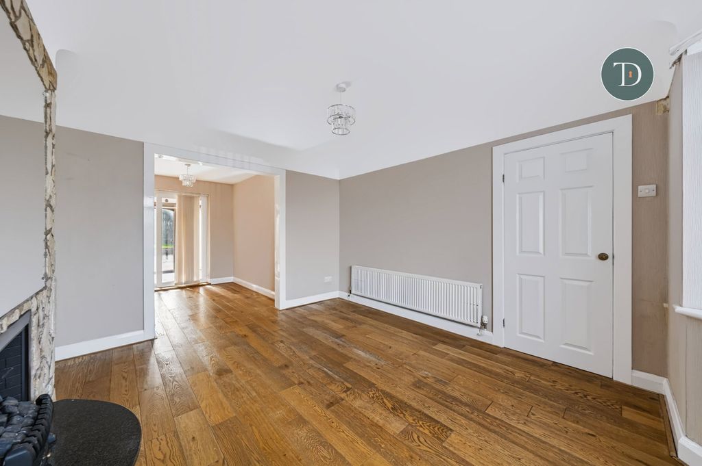 Property photo 3 of 29