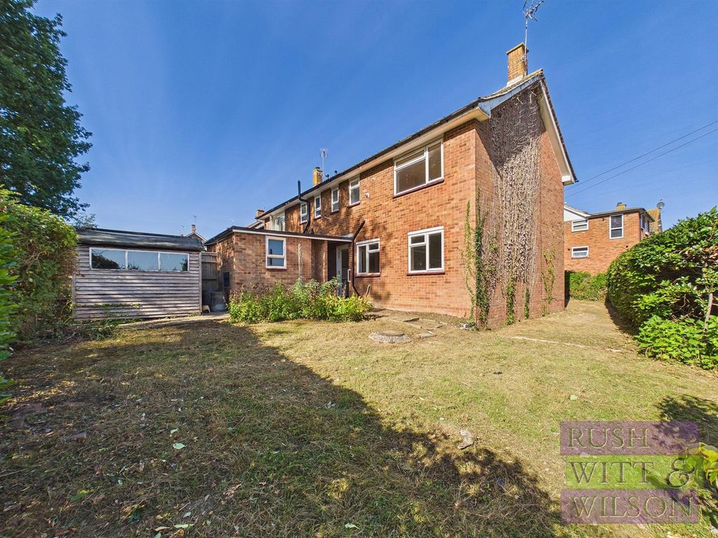 Property photo 2 of 21