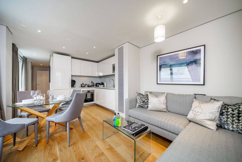 Property photo 3 of 15 Reception Room