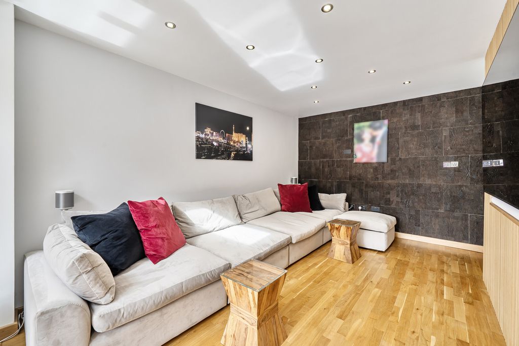 Property photo 3 of 18 1511774 (14).Jpg