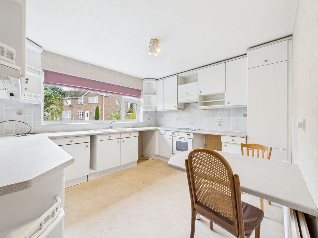 Property photo 2 of 9 4088106