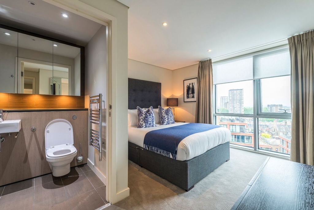 Property photo 3 of 8