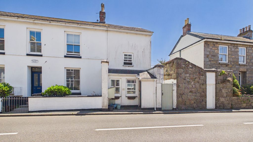 Property photo 1 of 11 3 Bedroom Semi Detached House For Sale