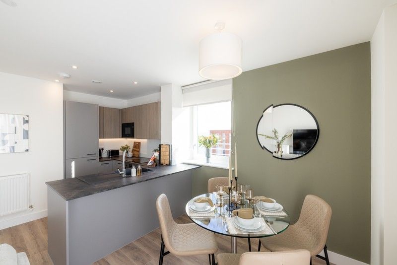Property photo 2 of 12 Dining Area