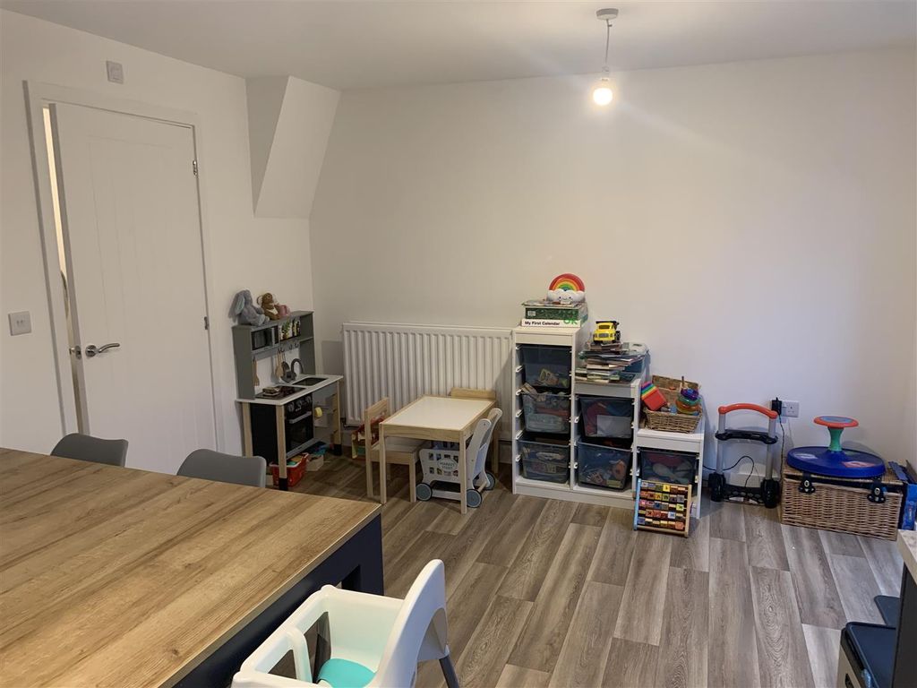 Property photo 3 of 12 Img_8773.Jpeg