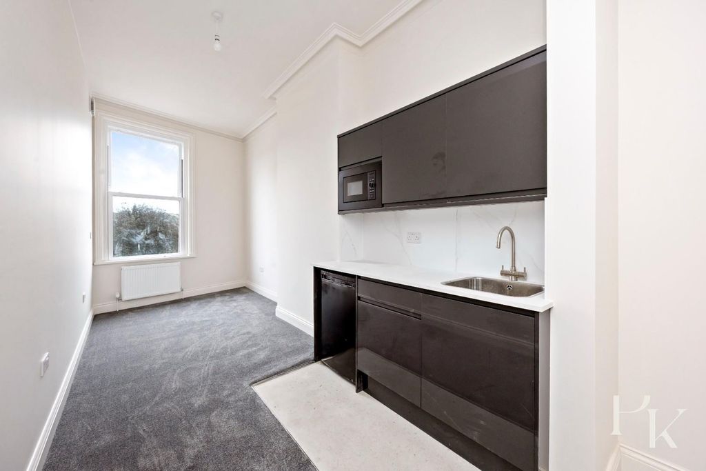 Property photo 3 of 20 Church Road, 154-001.Jpg