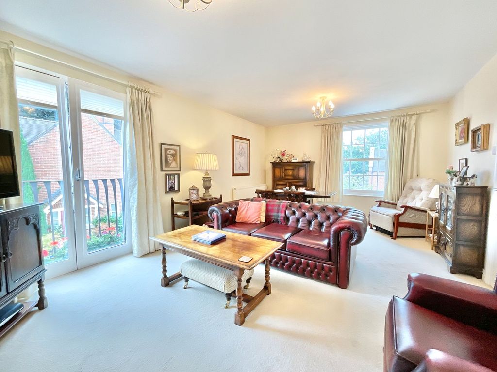 Property photo 2 of 29