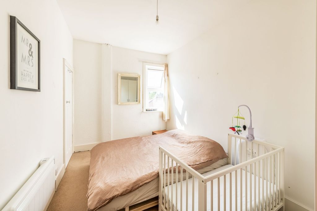 Property photo 3 of 4