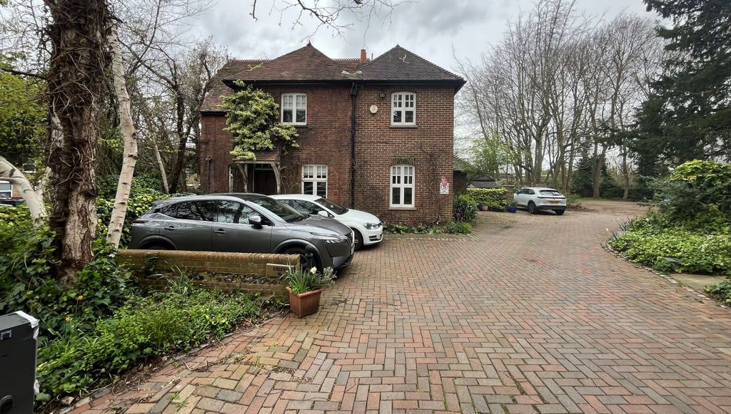 Additional image 5 of Land for saleChalk Hill & 12 Ye Corner, Watford WD19