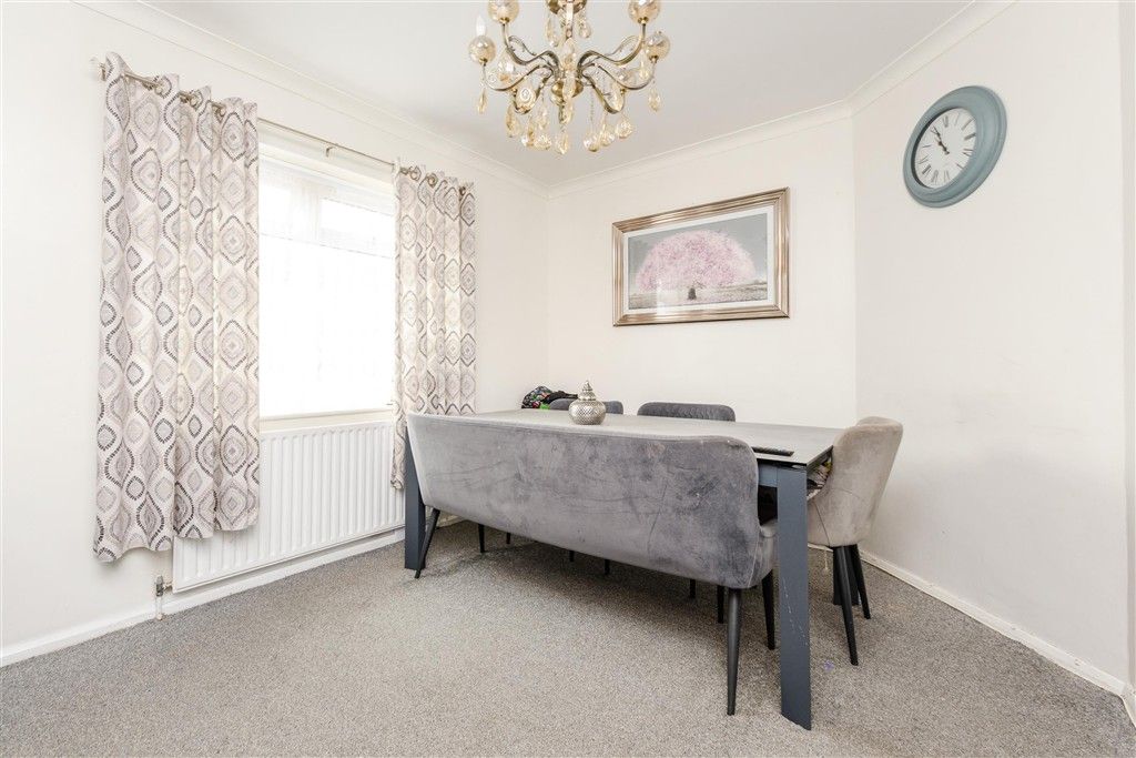 Property photo 2 of 10 Dining Area