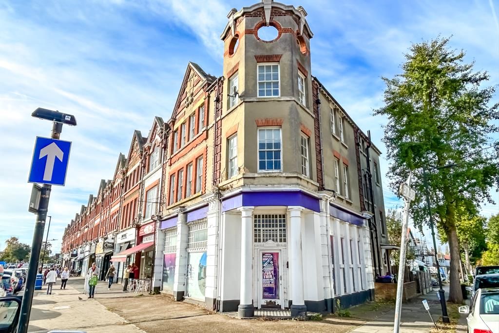 Property photo 1 of 22 Front