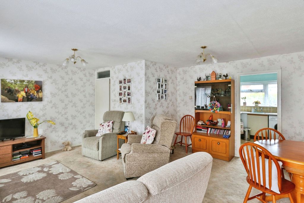 Property photo 1 of 17 Photo