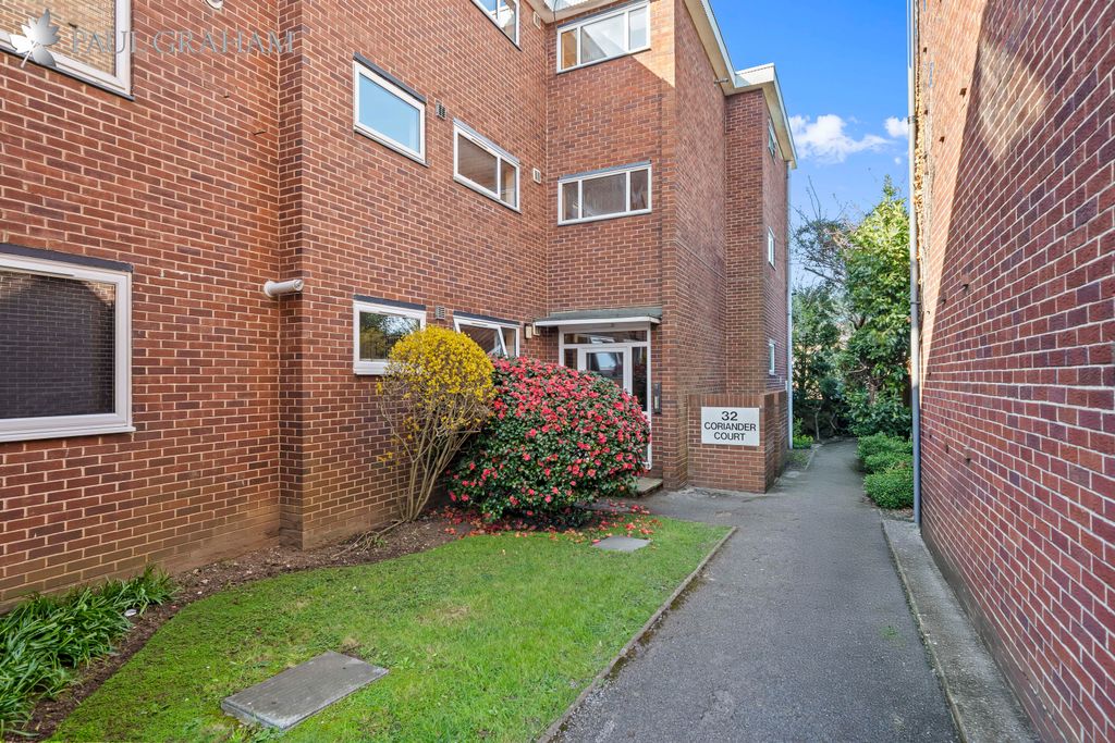 Property photo 2 of 12 Dsc04026