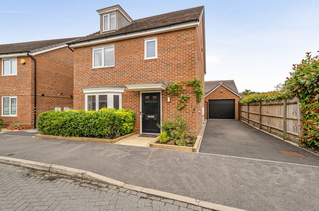 Property photo 1 of 25 1458116-1-6A22Aa4...