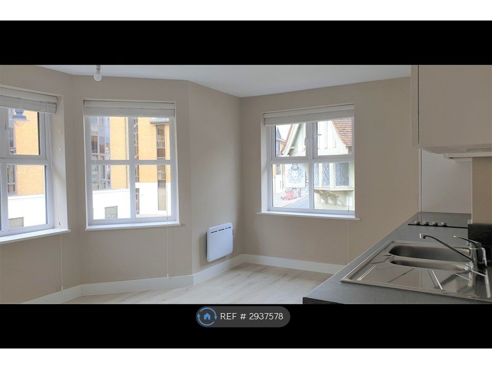 Property photo 3 of 8