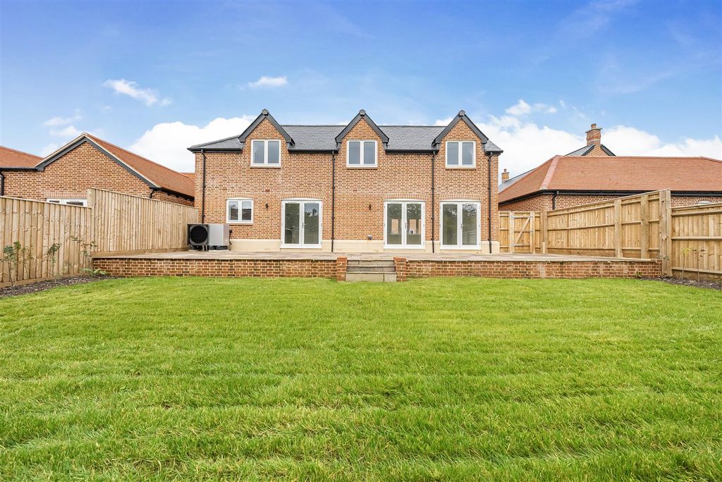 Property photo 3 of 23 1205707 (9).Jpg