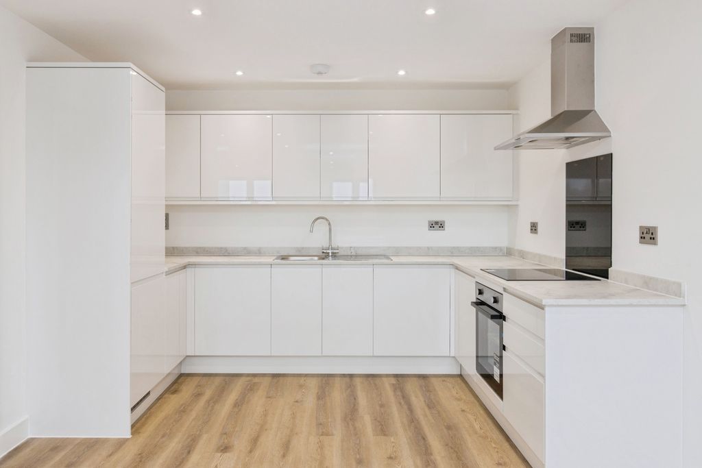 Property photo 3 of 12 Photo