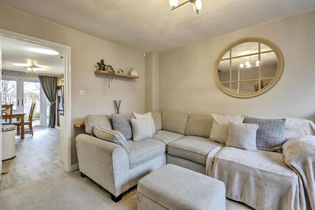 Property photo 3 of 20