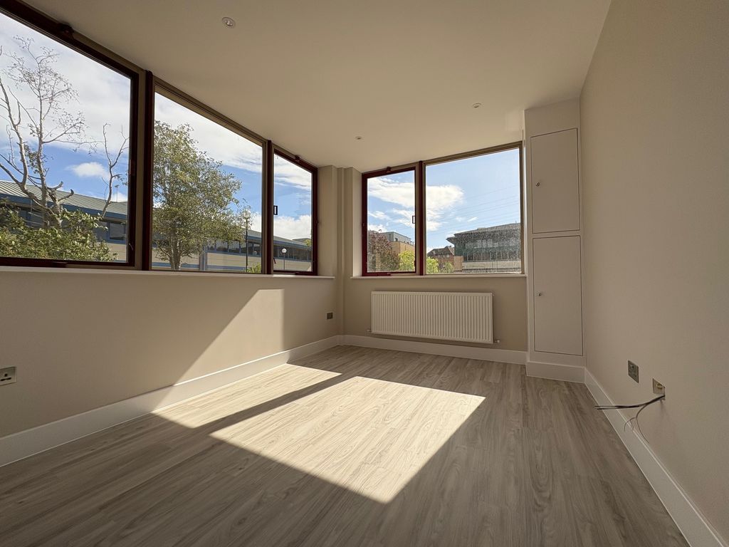 Property photo 2 of 6 Photo 3