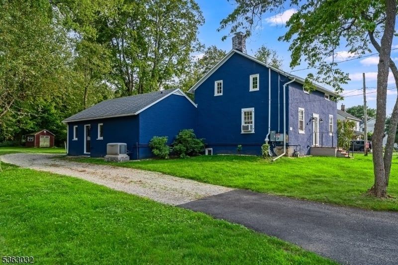 Property photo 2 of 8 <Alttext/>