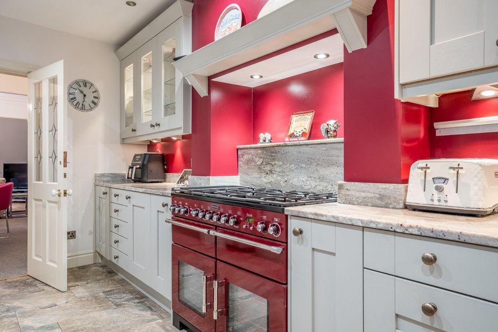 Property photo 3 of 18 Bh-7.Jpg