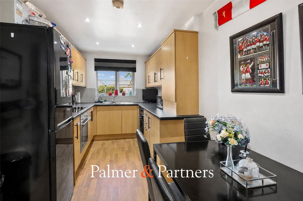 Property photo 2 of 15 Picture No. 05