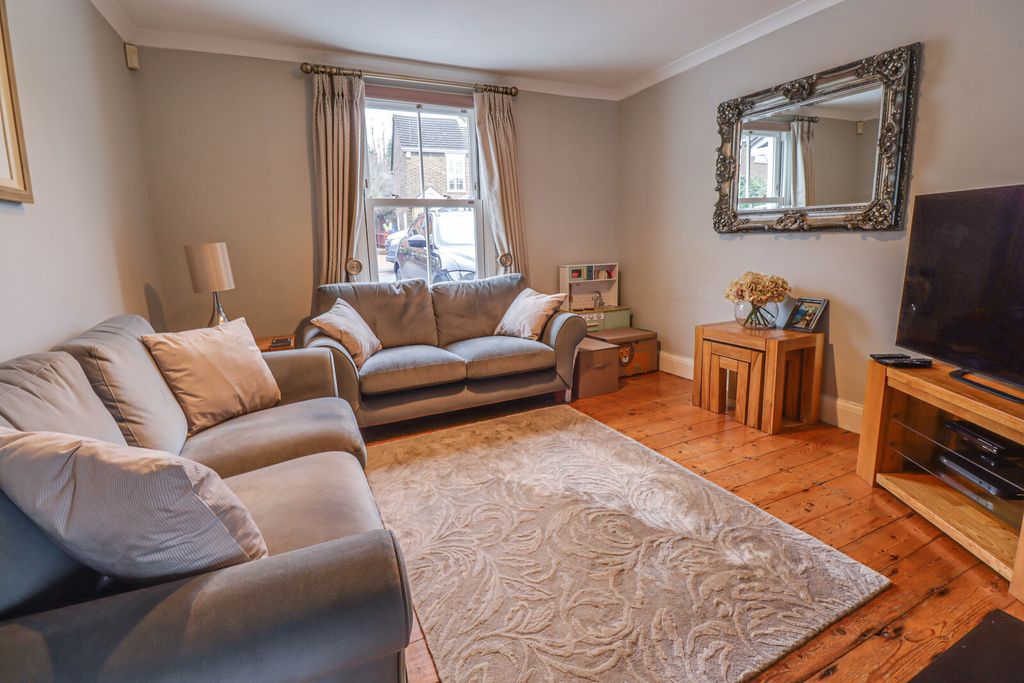 Property photo 3 of 24 Picture No. 52