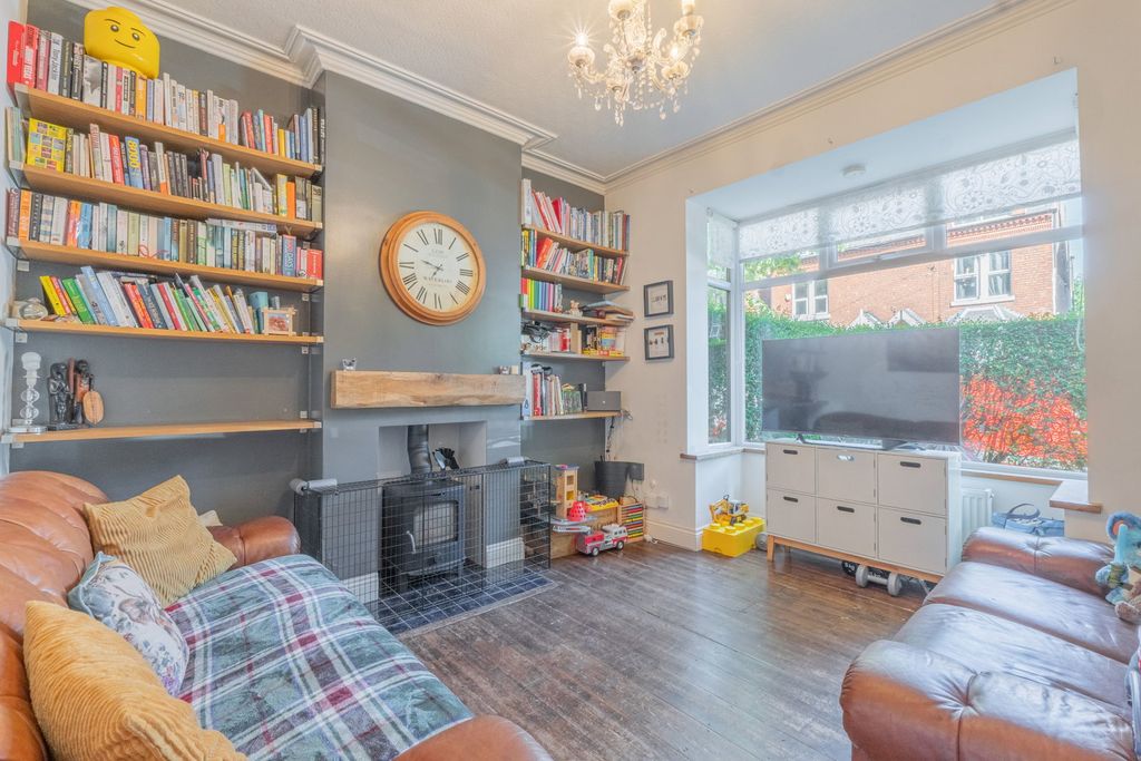 Property photo 2 of 22