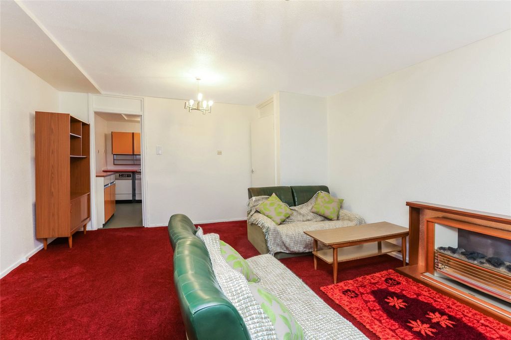 Property photo 3 of 15 Living Room