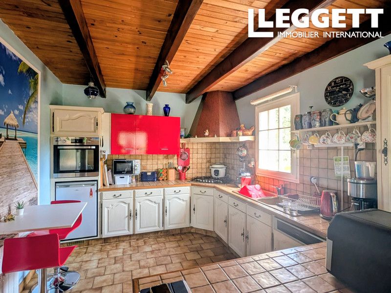 Property photo 3 of 10