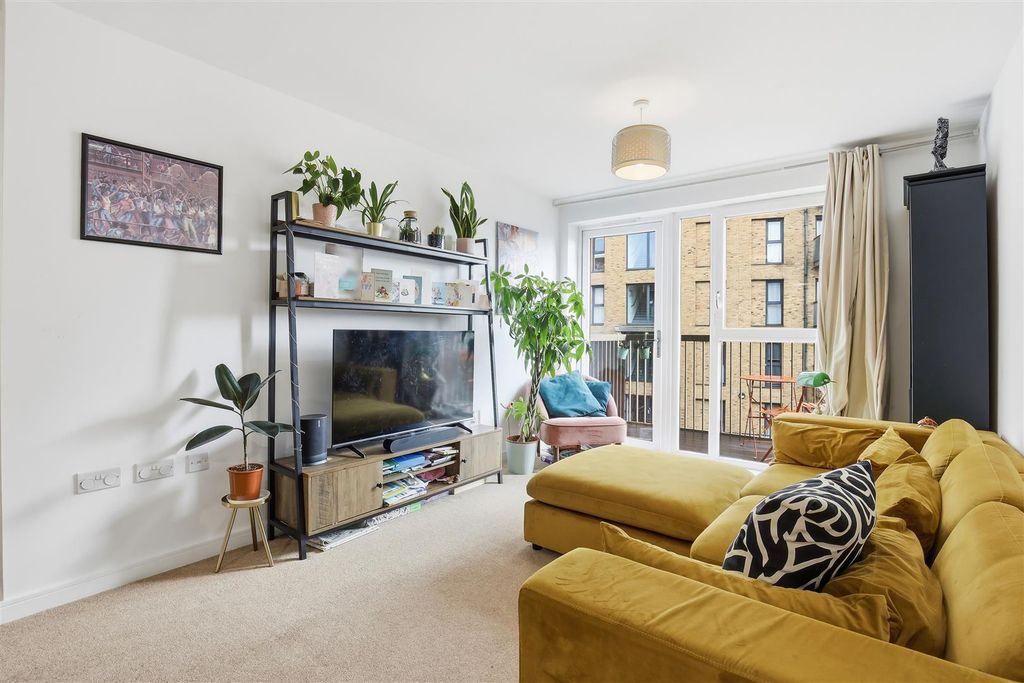 Property photo 2 of 19 1623758288 - 6.Jpg