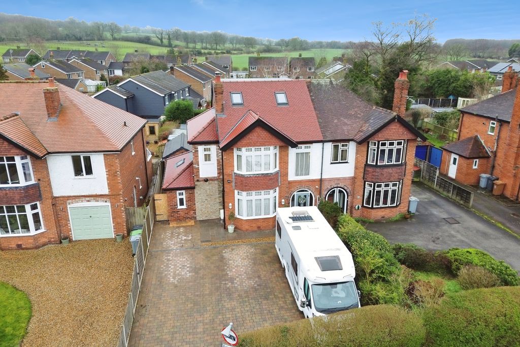 Property photo 3 of 33