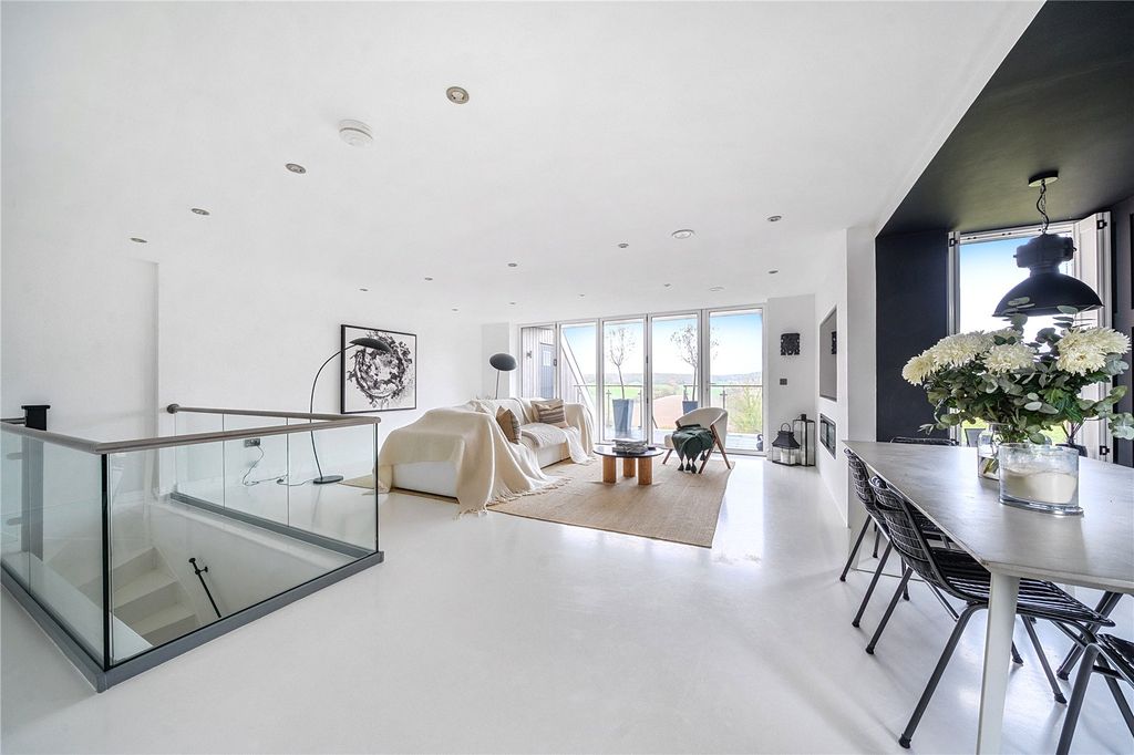 Property photo 1 of 22 Picture 1