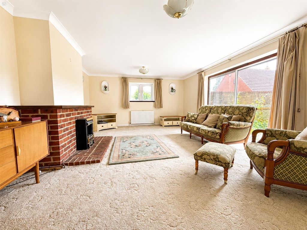 Property photo 3 of 9 Reception Room.Png