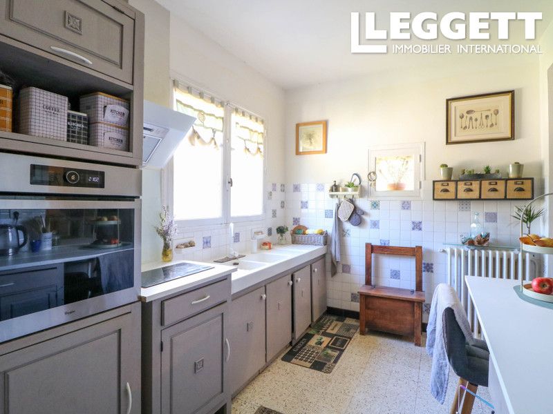 Property photo 3 of 10