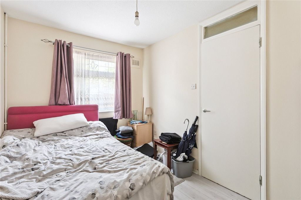 Property photo 3 of 11 Picture No. 18