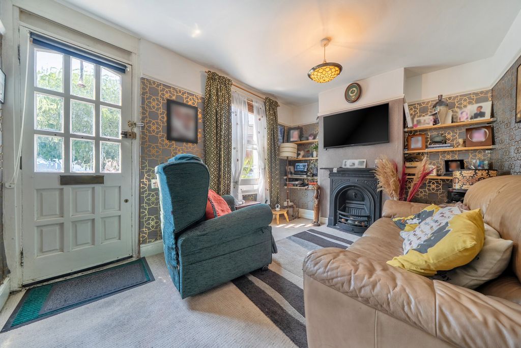 Property photo 2 of 20 1477202-6-6A354Fe...