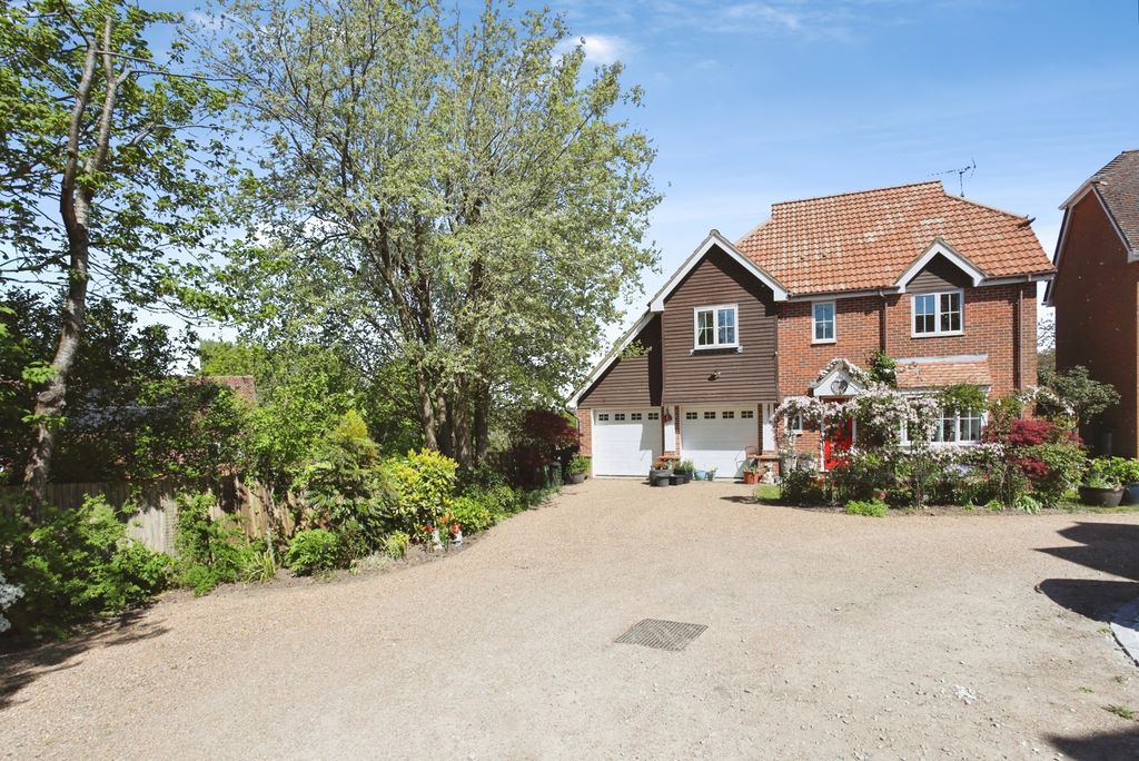 Property photo 1 of 17 Pbox-Img.Jpg